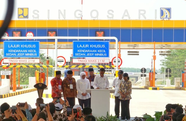 Jalan Tol Pandaan - Malang Diresmikan, Pangkas Waktu Tempuh Surabaya - Malang Hanya 1 Jam Jalan Tol Pandaan - Malang Diresmikan, Pangkas Waktu Tempuh Surabaya - Malang Hanya 1 Jam