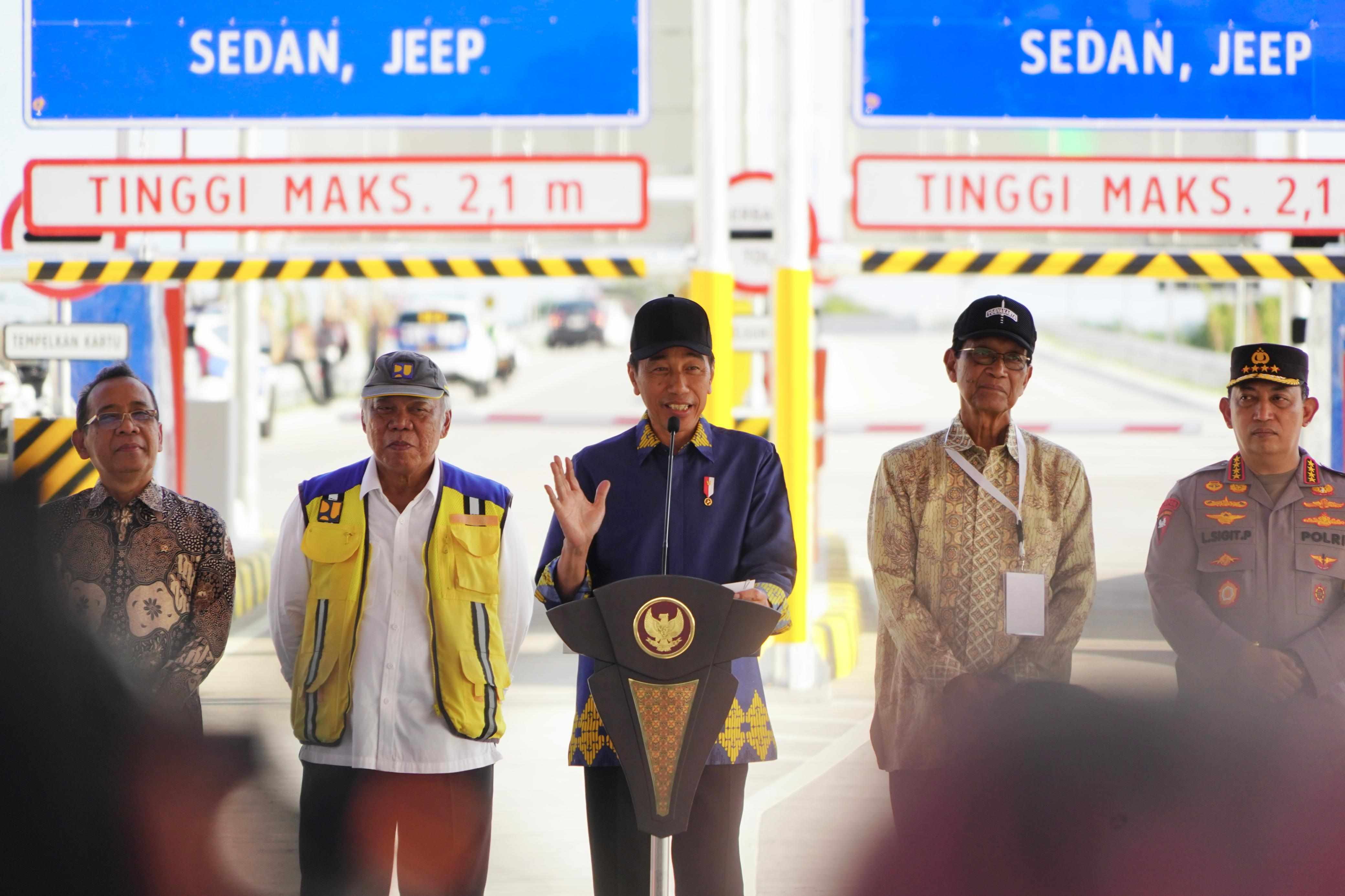 Diresmikan Presiden Jokowi, Jalan Tol Solo - Jogja Seksi 1 Kartasura - Klaten 15 Menit Saja