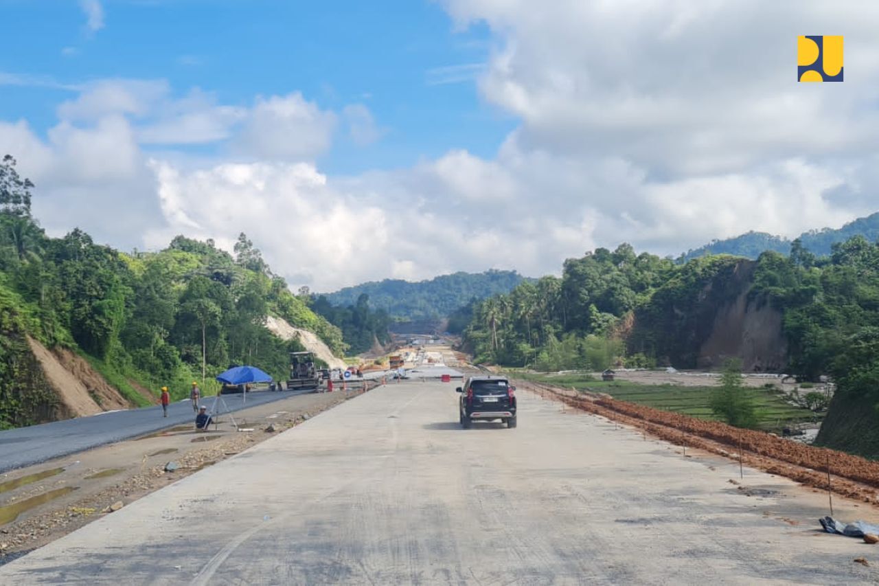 Kementerian PUPR Targetkan Jalan Tol Padang - Sicincin Fungsional Juli 2024