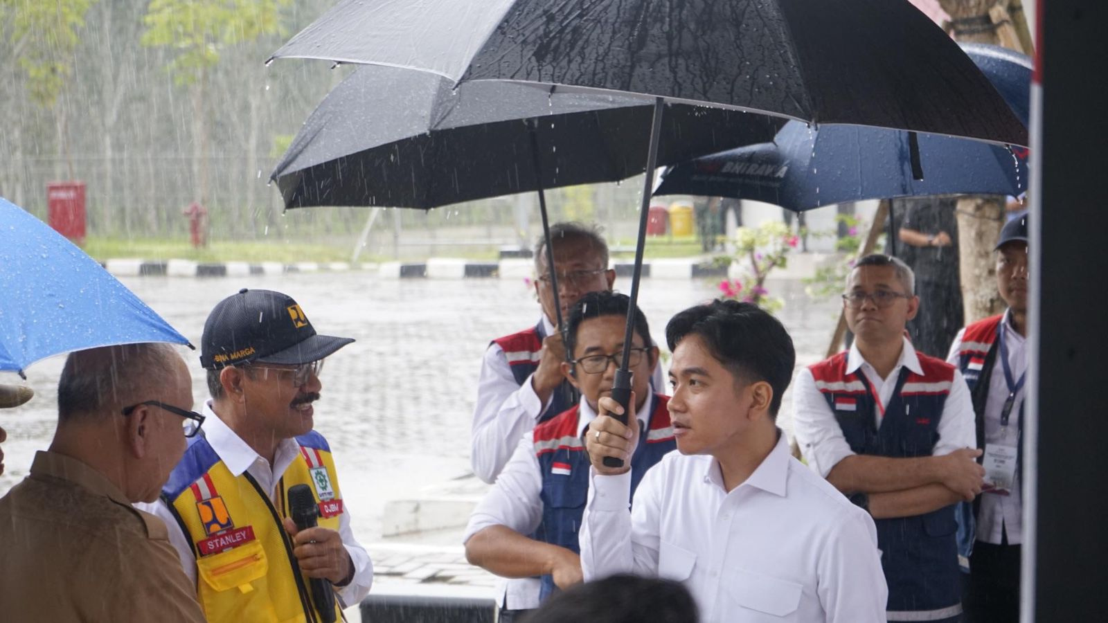 Kunjungan Wapres Gibran ke Tol Fungsional Tanjung Pura - Pangkalan Brandan Dukungan Nataru di Sumatra Utara