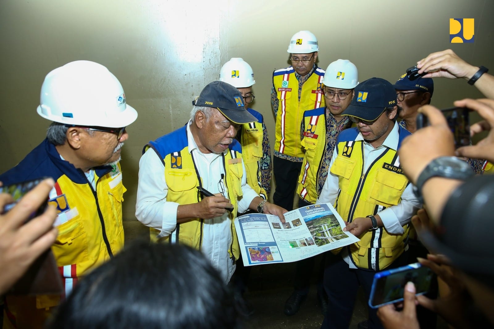 Tinjau Terowongan Cisumdawu, Menteri Basuki: Tidak Ada Kerusakan Akibat Gempa Sumedang