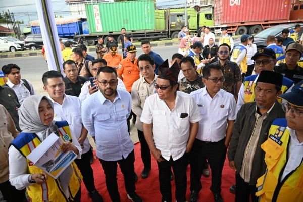 Kementerian PU Berupaya Mendukung Penataan Infrastruktur di Padang